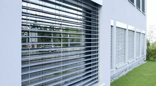 aussenjalousien main